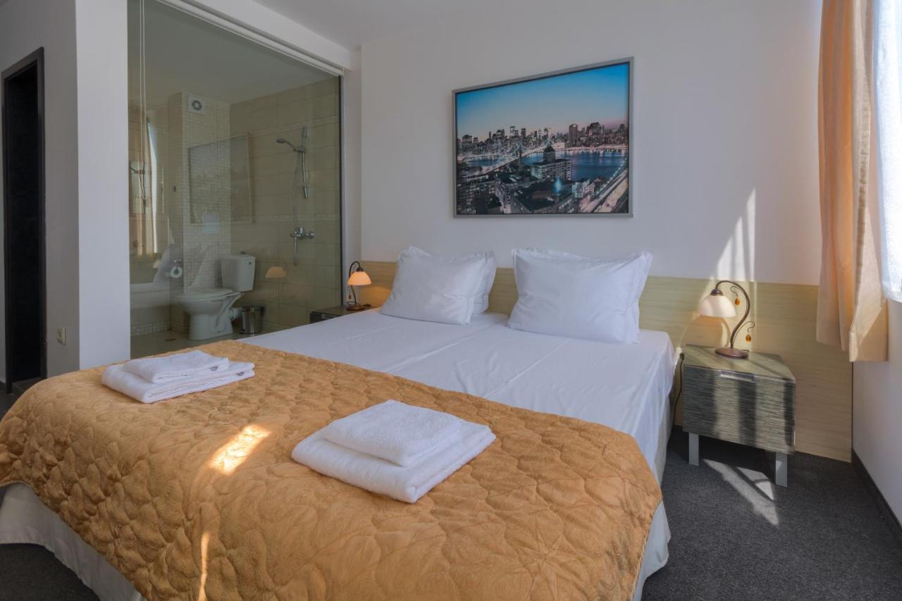 Hotel Odyssey 索佐波尔 外观 照片