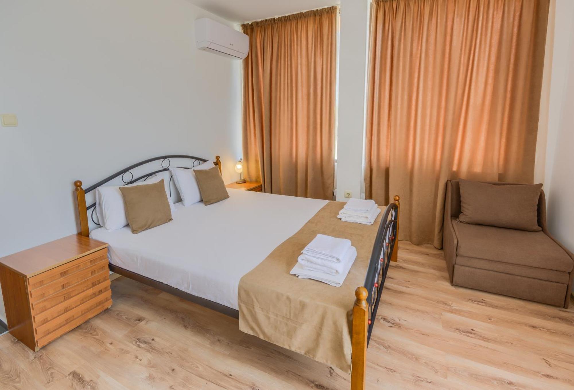 Hotel Odyssey 索佐波尔 外观 照片