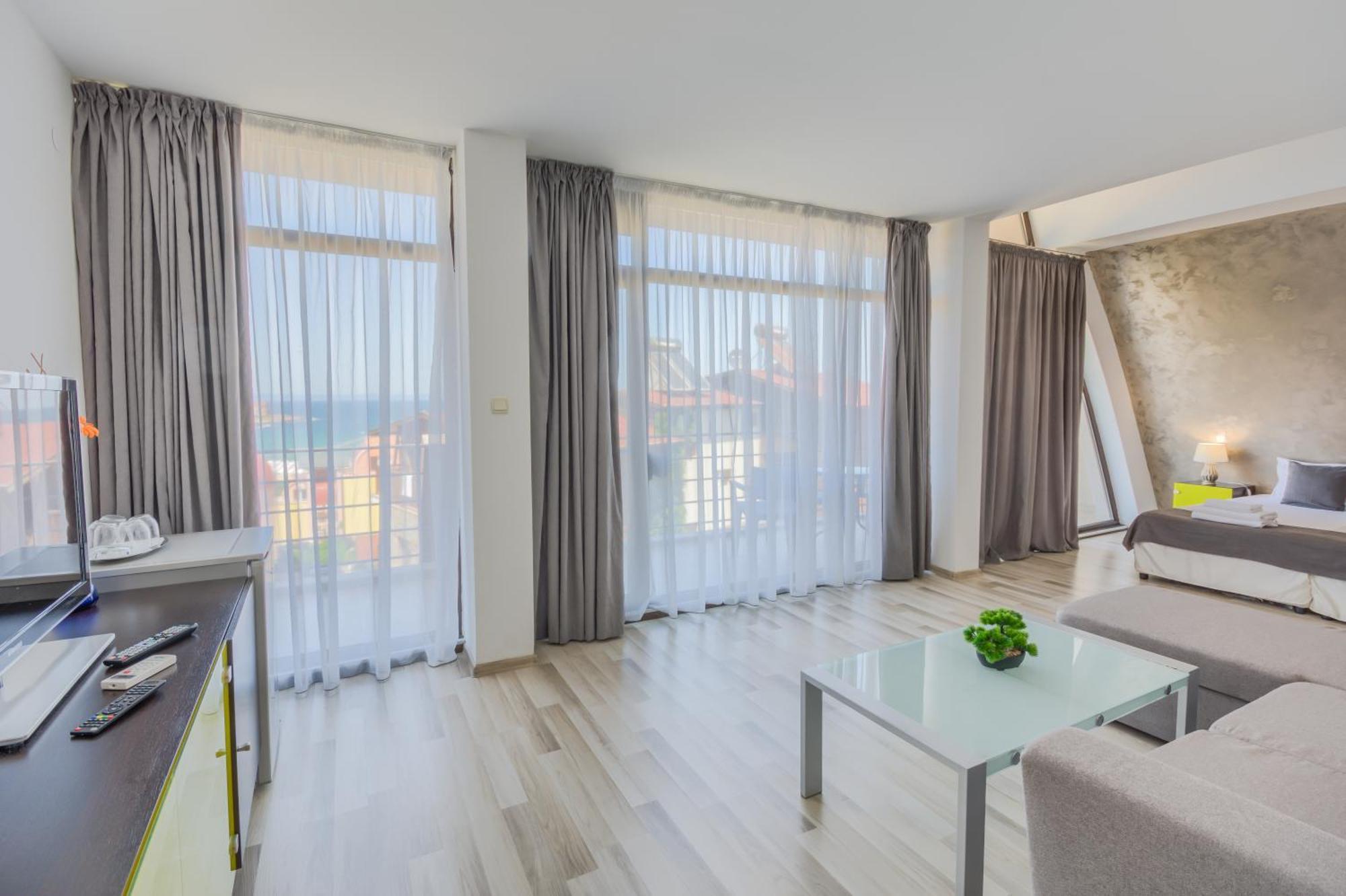 Hotel Odyssey 索佐波尔 外观 照片